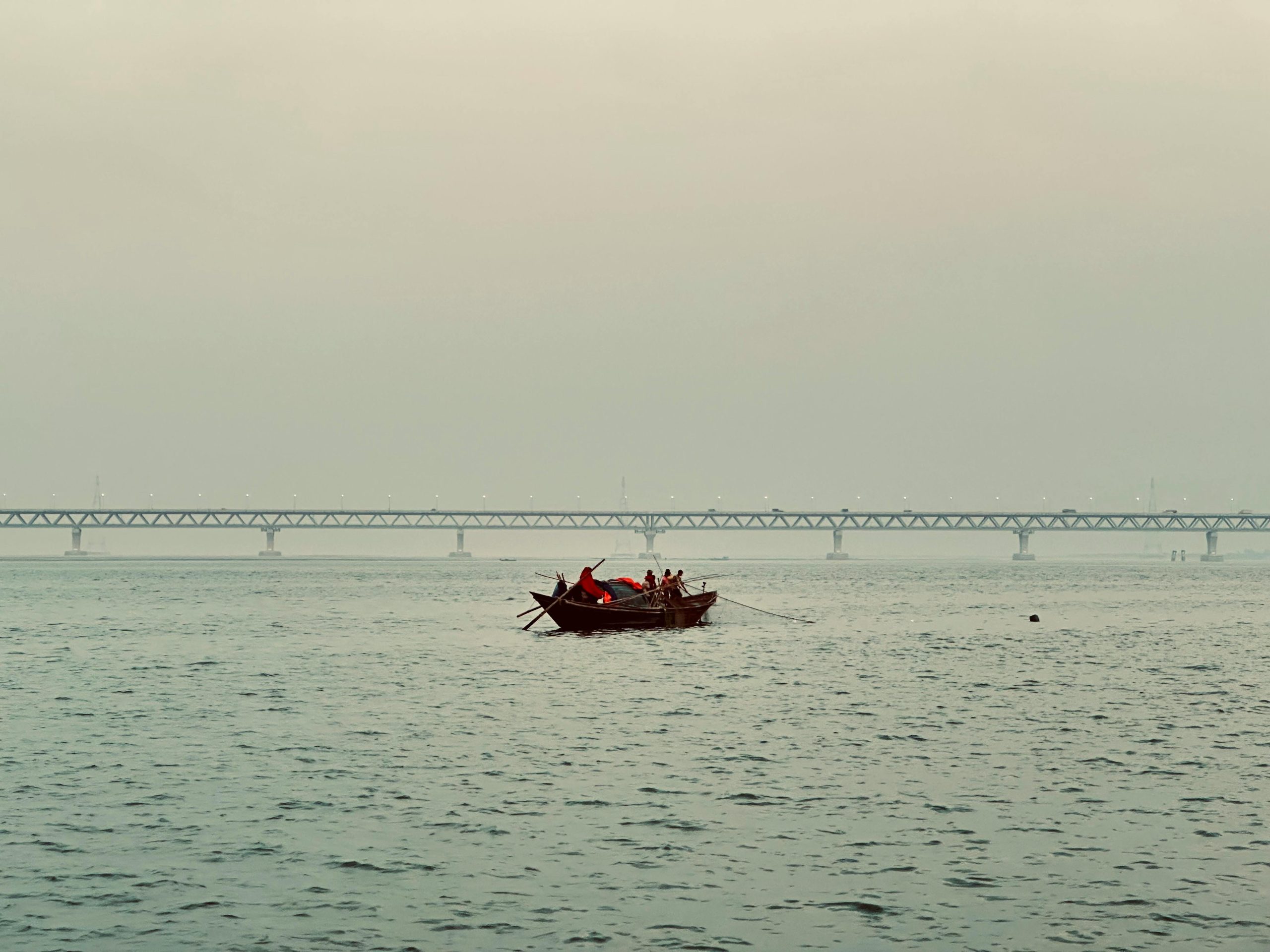 পদ্মা ব্যারাজ প্রকল্পে ৩৪ হাজার কোটি টাকা অনুমোদন: দক্ষিণ-পশ্চিমাঞ্চলের পানি ব্যবস্থাপনায় নতুন পরিকল্পনা